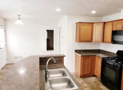 Photo 3 of 4 of home located at 10450 6 Mile Rd 84 Battle Creek, MI 49014