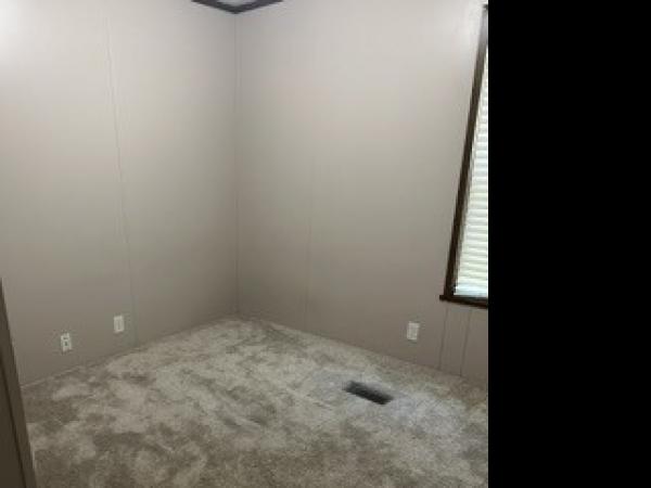 2014 Redman 112000HRC801679A Mobile Home