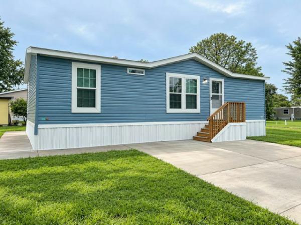 Photo 1 of 2 of home located at 1708B Stepway Ave Apopka, FL 32712