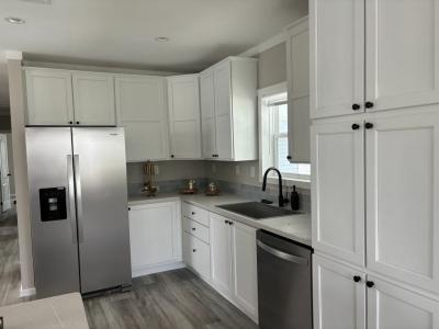 Photo 3 of 14 of home located at 1405 82nd Avenue, Site #38 Vero Beach, FL 32966