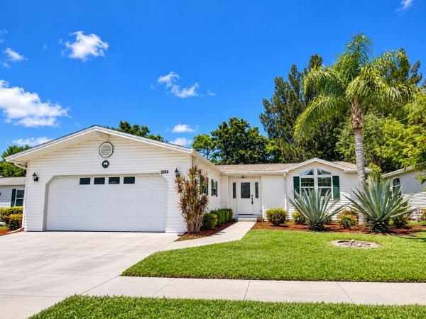 2004 SKYO Mobile Home For Sale