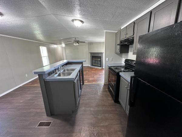 2003 Clayton Homes Inc Cheyenne Mobile Home