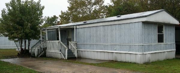 Photo 1 of 2 of home located at 1099 Gloucesite Court Lot #25 Greenville, TX 75401