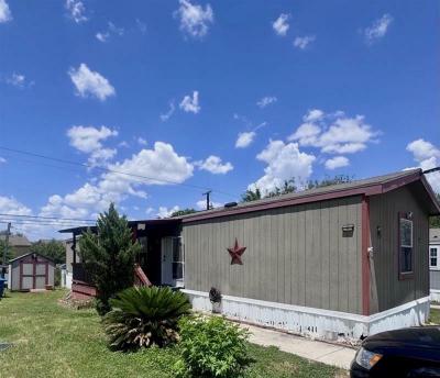Mobile Home at 9605 W Us Highway 90 Lot #95 San Antonio, TX 78245