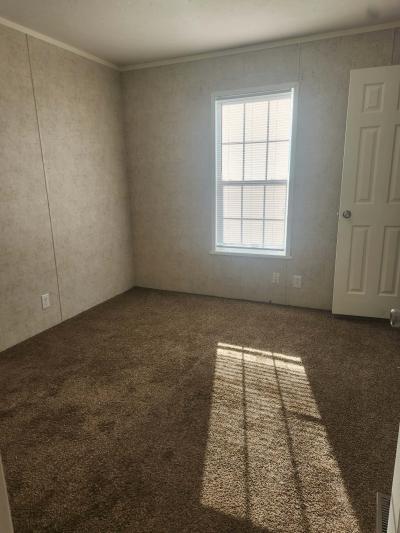 Photo 3 of 4 of home located at 134 Nixon Dr Davison, MI 48423