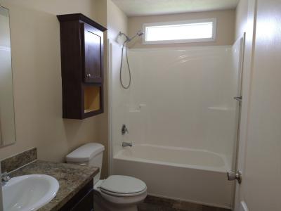 Photo 4 of 6 of home located at 190 Monroe Dr Davison, MI 48423