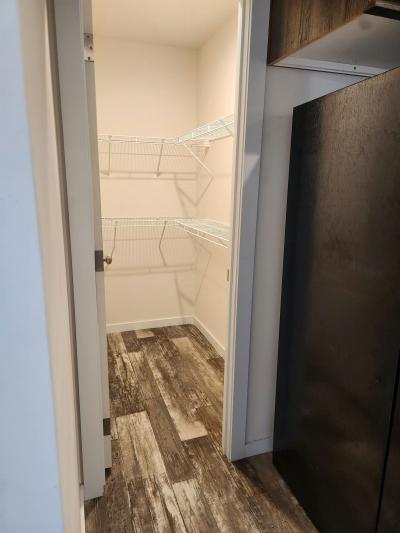 Photo 5 of 6 of home located at 178 S Van Buren Cir Davison, MI 48423