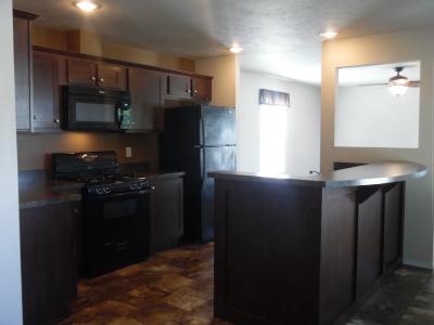 Photo 2 of 4 of home located at 250 Roosevelt Dr Davison, MI 48423