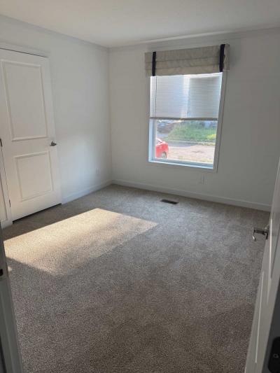 Photo 4 of 20 of home located at 8750 Sheridan Road, Lot 21 Kenosha, WI 53141