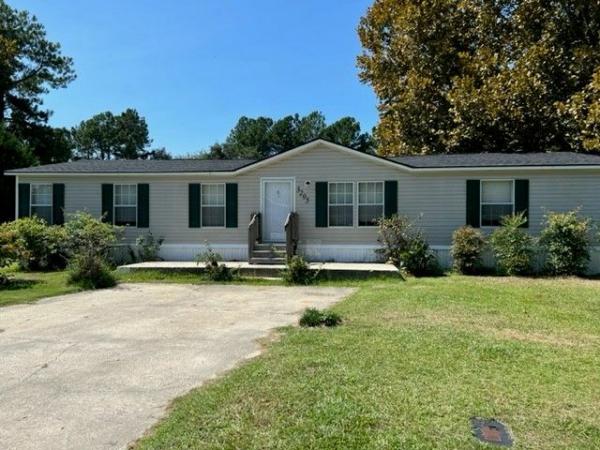 1997 WHC007375GAAB Mobile Home For Rent