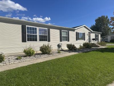 Photo 2 of 10 of home located at 3016 Rockwood Drive Hudsonville, MI 49426