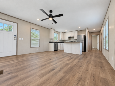 Photo 3 of 24 of home located at 709 North Collins Frwy, #114 #114 Howe, TX 75459