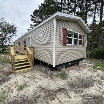 Mobile Home at 13 North Front Court Monticello, FL 32344