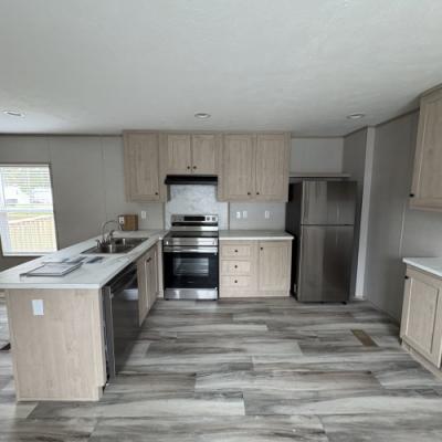 Photo 4 of 16 of home located at 4 Frank Road Monticello, FL 32344