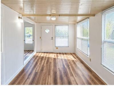 Photo 3 of 16 of home located at 2179 East Camp N Comfort Lane Avon Park, FL 33825