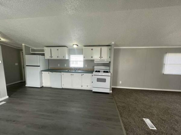 1997 Commadore Manufactured Home
