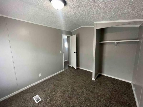 1997 Commadore Manufactured Home