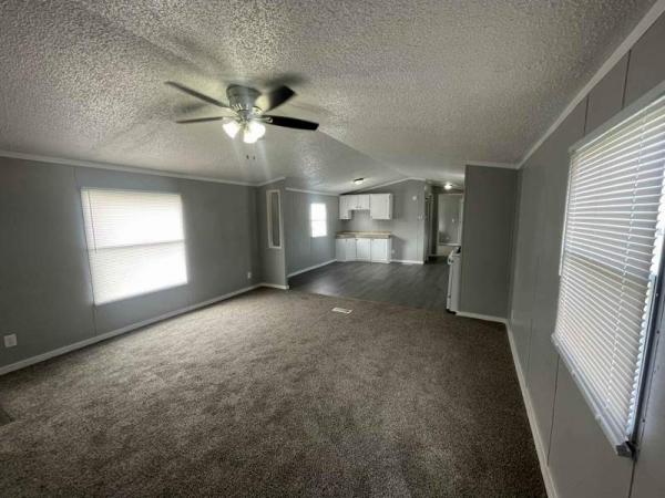 1997 Commadore Manufactured Home