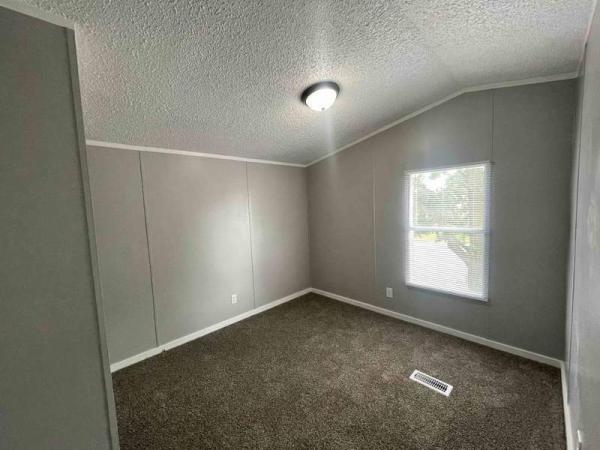 1997 Commadore Manufactured Home