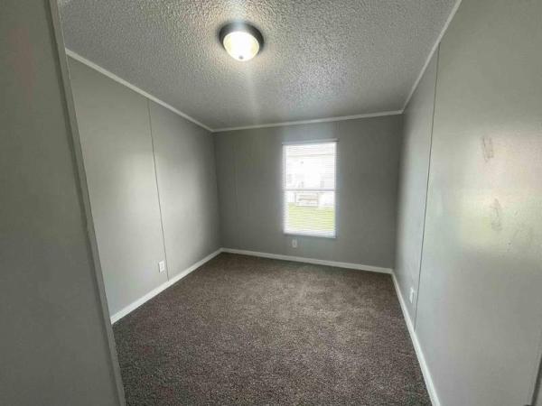 1997 Commadore Manufactured Home