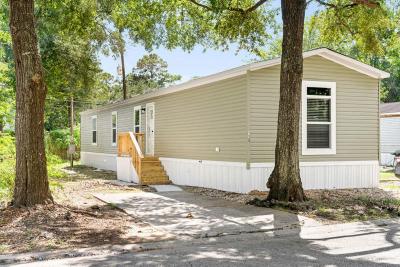 Mobile Home at 128 Lillian St Conroe, TX 77301