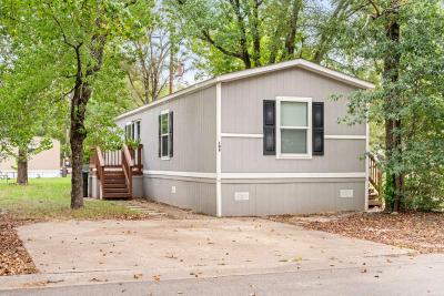 Mobile Home at 106 Betty St Conroe, TX 77301