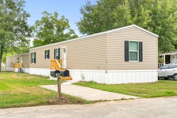 Photo 1 of 2 of home located at 109 Lillian St Conroe, TX 77301
