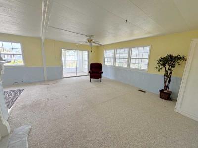 Photo 4 of 11 of home located at 874 Jacaranda Circle Venice, FL 34285