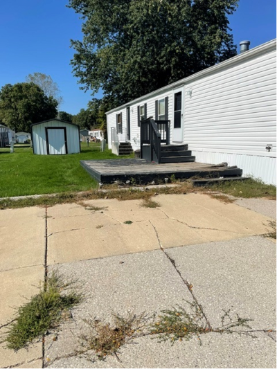 Photo 2 of 13 of home located at 22056 Cheville Dr, #329 Romulus, MI 48174