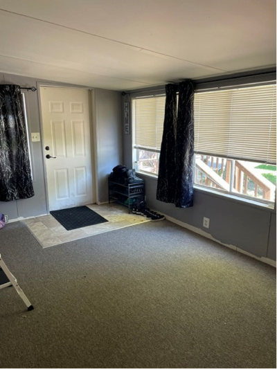 Photo 3 of 16 of home located at 27501 Clairet Dr, #690 Romulus, MI 48174