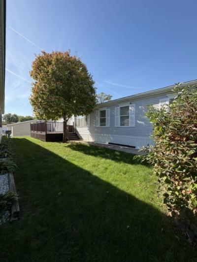 Photo 2 of 11 of home located at 3349 George St, #191 Wixom, MI 48393