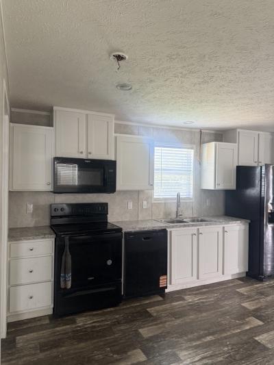 Photo 3 of 7 of home located at 134 American Ave Pontiac, IL 61764