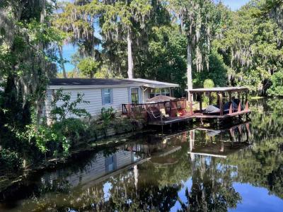 Photo 2 of 18 of home located at 28944 Hubbard St #140 Leesburg, FL 34748