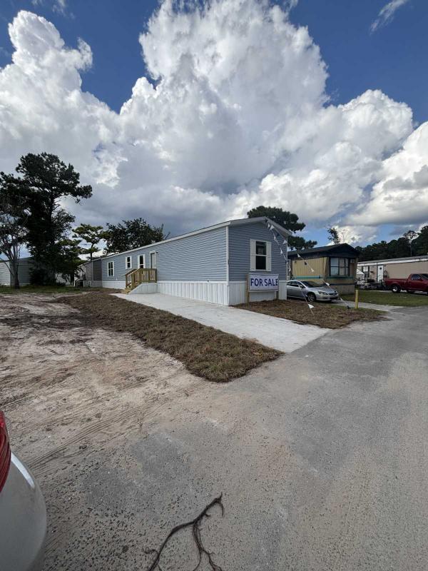 Photo 1 of 2 of home located at 5291 Collins Road, #404, Jacksonville, Fl 32244 Jacksonville, FL 32244