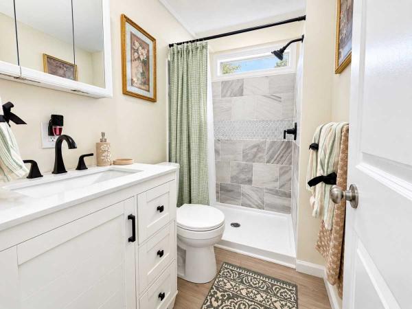 1989  Mobile Home For Sale