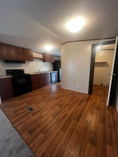 Mobile Home at 127 Susan Ln Andover, KS 67002