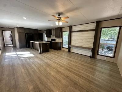 Photo 4 of 20 of home located at 74 Ewing Way Belton, MO 64012