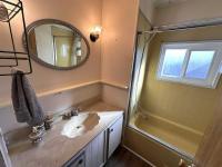 1971 HILLCREST Mobile Home