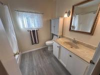 1971 HILLCREST Mobile Home