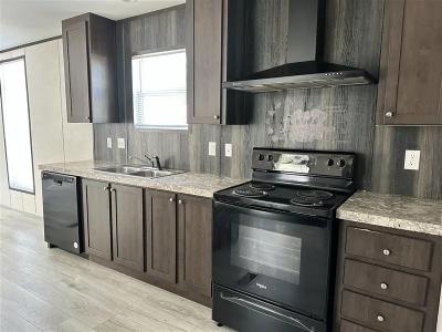 Photo 5 of 24 of home located at 255 Pamela Ave Belton, MO 64012