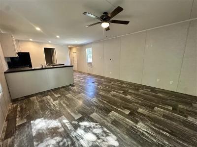 Photo 3 of 21 of home located at 230 Pamela Ave Belton, MO 64012