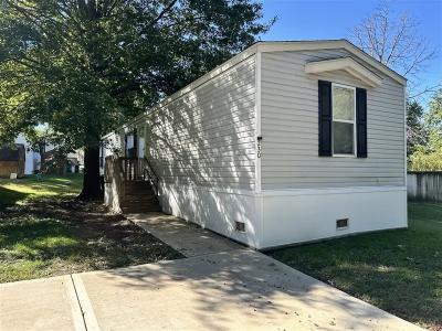 Mobile Home at 230 Pamela Ave Belton, MO 64012