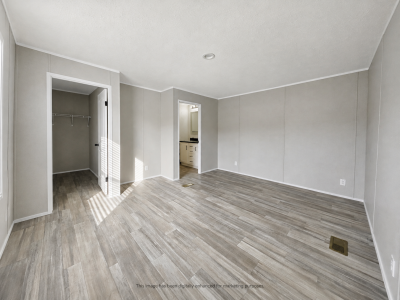 Photo 1 of 3 of home located at 1707 E Blanchard Ave #015 Hutchinson, Ks 67501 Hutchinson, KS 67501
