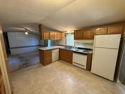 Photo 5 of 11 of home located at 708 47th Ave NE Hilltop, MN 55421