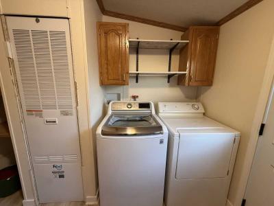 Photo 3 of 24 of home located at 416 Hyacinth Ln Matteson 60443, IL 60443