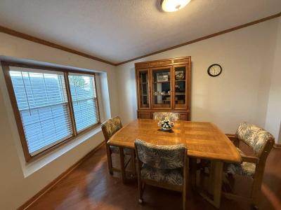 Photo 5 of 24 of home located at 416 Hyacinth Ln Matteson 60443, IL 60443