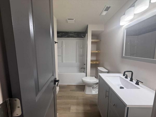 broadmore mobile homes 280-3B Mobile Home