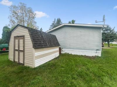 Photo 4 of 29 of home located at 4139 Clement Street Milford, MI 48381