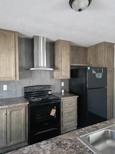 Photo 5 of 16 of home located at 136 Rolling Acres Lane Clinton, TN 37716