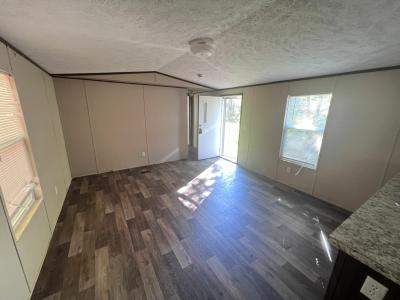 Photo 5 of 9 of home located at 124 County Road 521 Saltillo, MS 38866